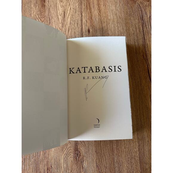 Waterstones Special Signed Edition Katabasis By R.F. Kuang - Picture 5 of 9